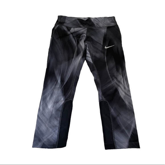 Nike Pants - Nike Dri-fit small crop leggings black white watercolour marble grey zip pocket